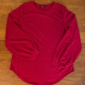 Bonbon red crew neck knit top - size medium